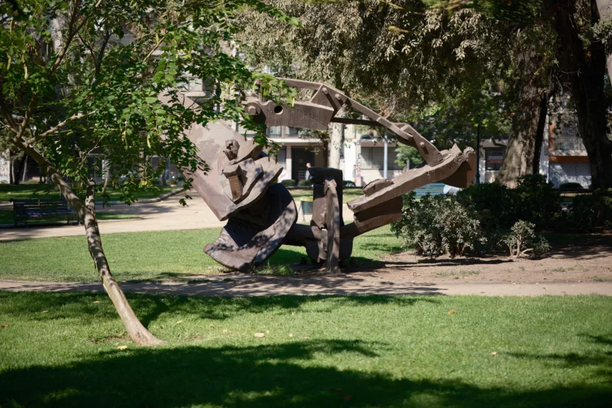 A modern metal art sculpture in Parque Forestal, Santiago, Chile.