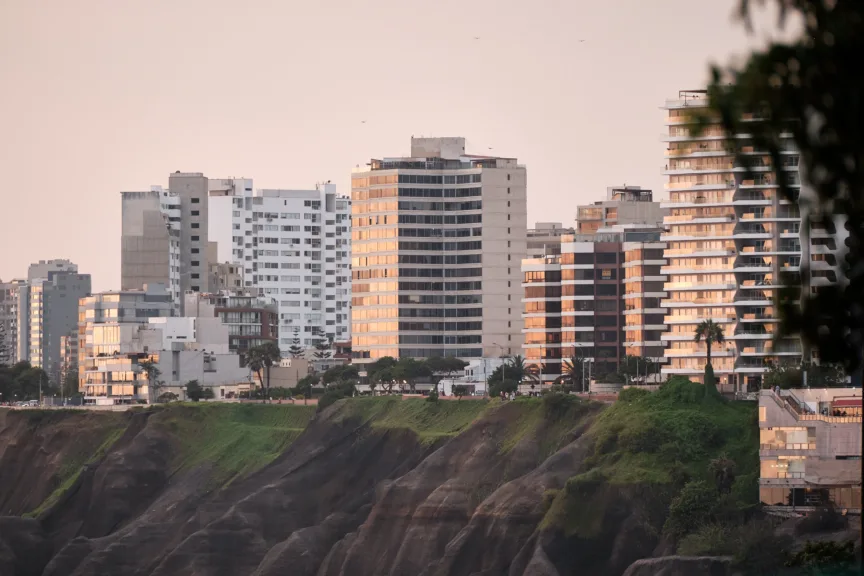 View along the cliffs into Miraflores, Lima.